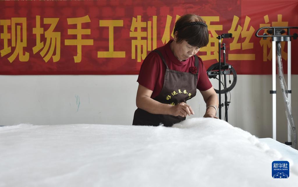 芝麻娱乐在线